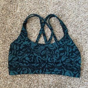 lulu lemon sports bra!